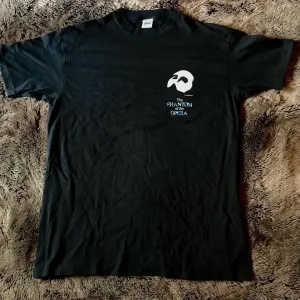 1986 Glows in Dark Vintage Phantom of the Opera Logo Tee