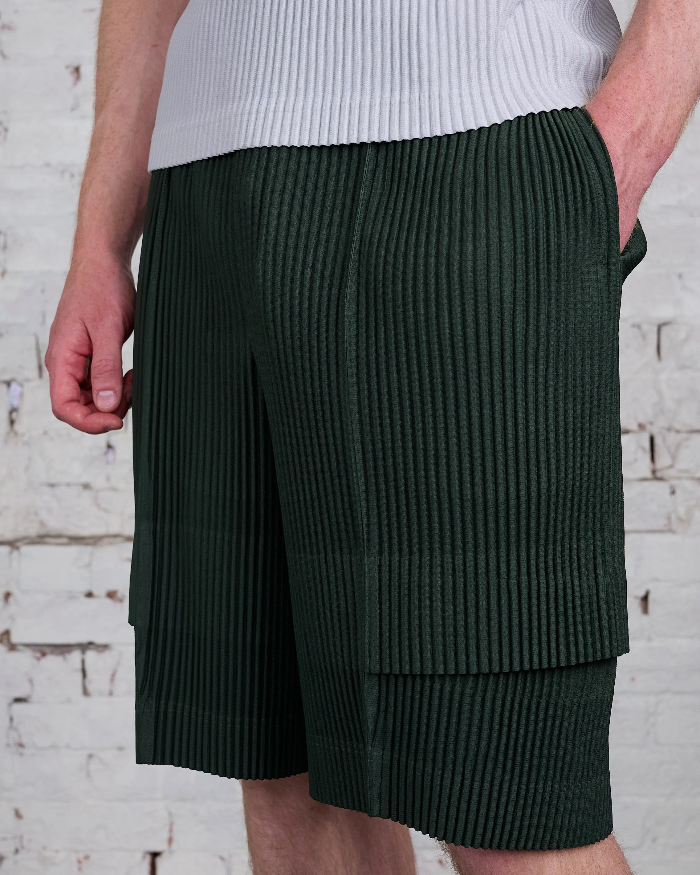 HOMME PLISS ISSEY MIYAKE Pleats June Cargo Short Deep Green