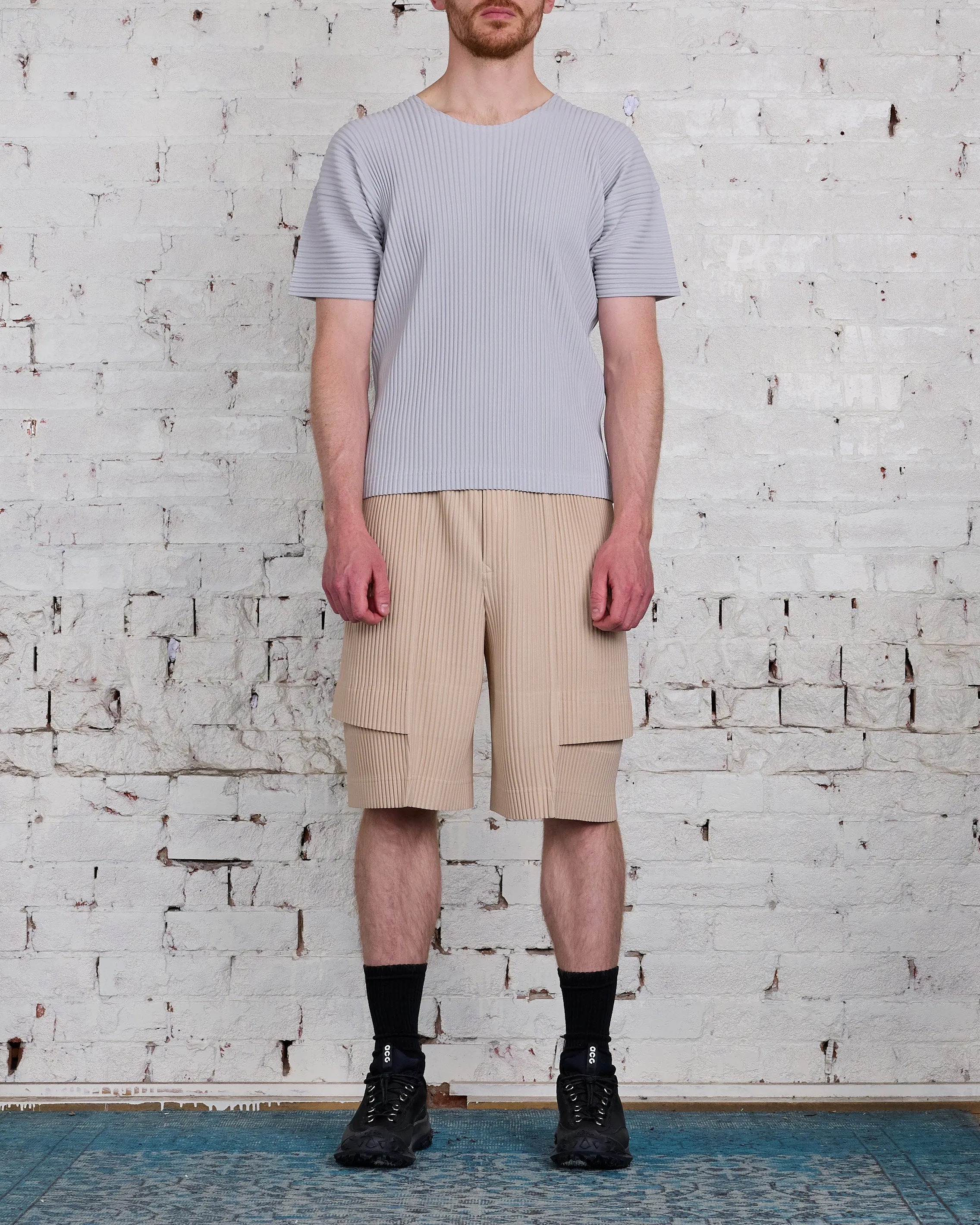 HOMME PLISS ISSEY MIYAKE Pleats June Cargo Short Shell Beige