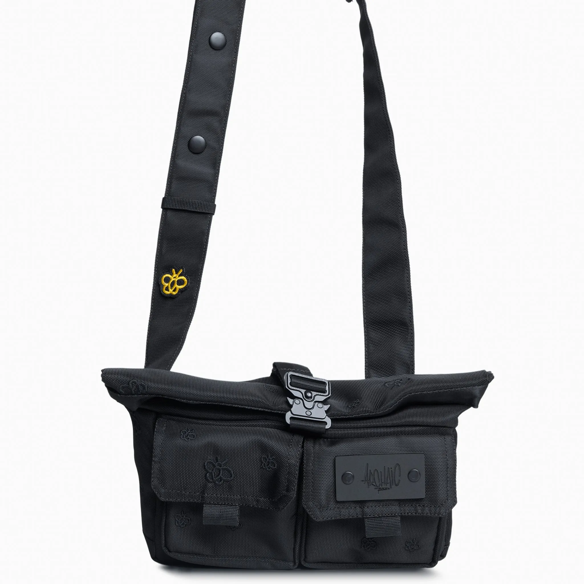 LEFTERFLY CROSSBODY