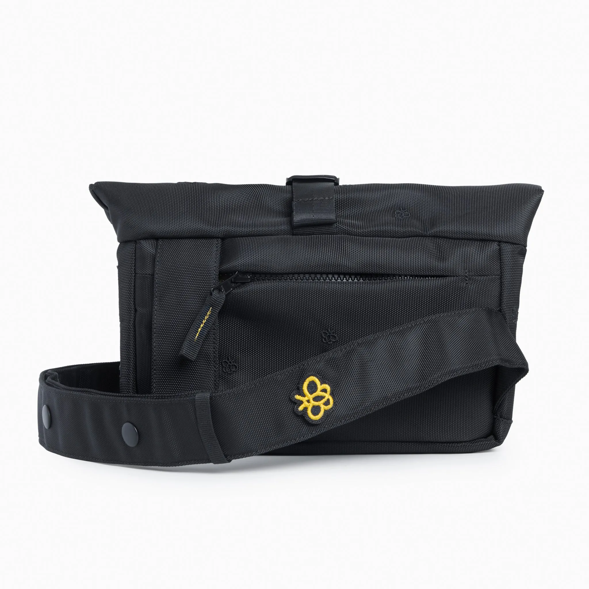 LEFTERFLY CROSSBODY