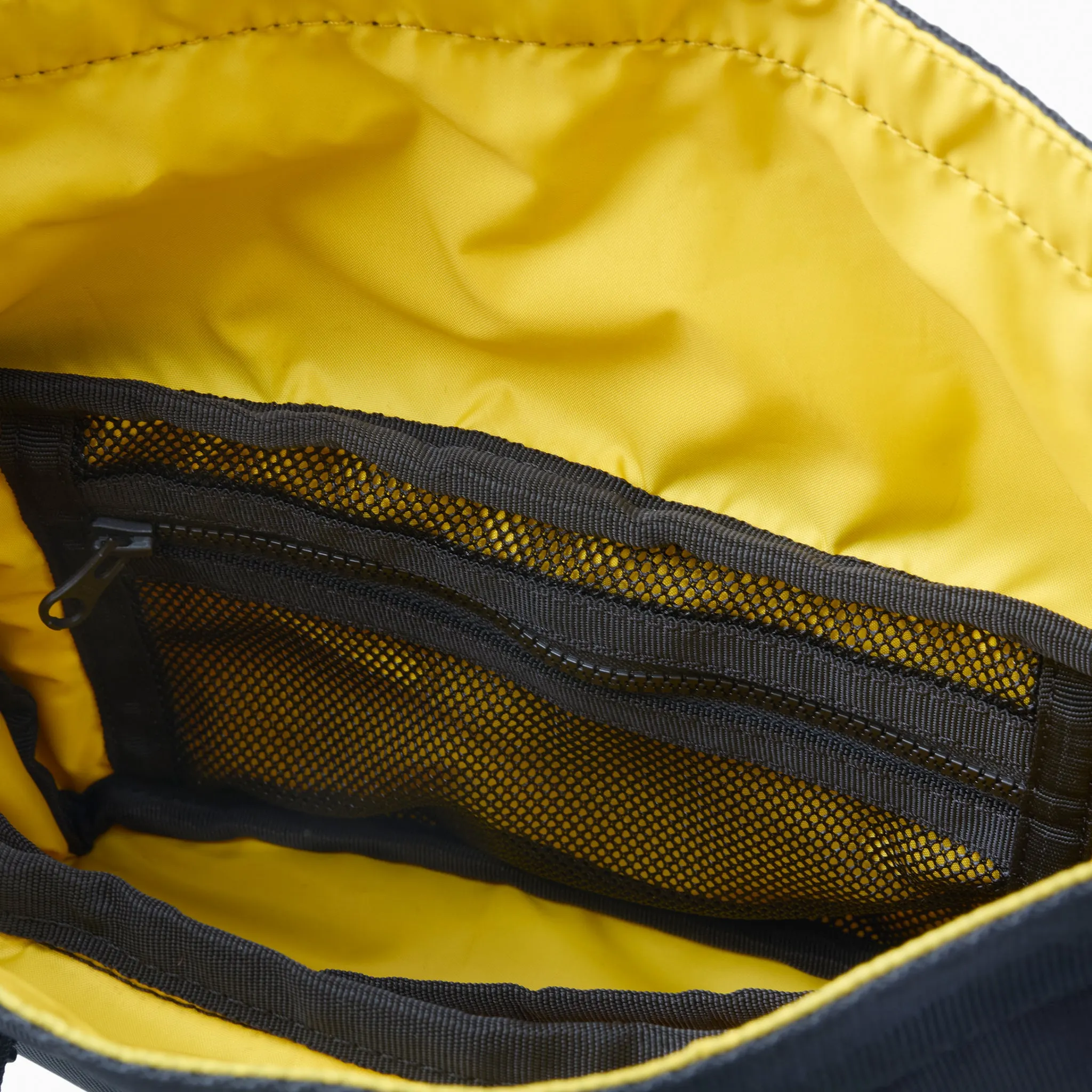 LEFTERFLY CROSSBODY