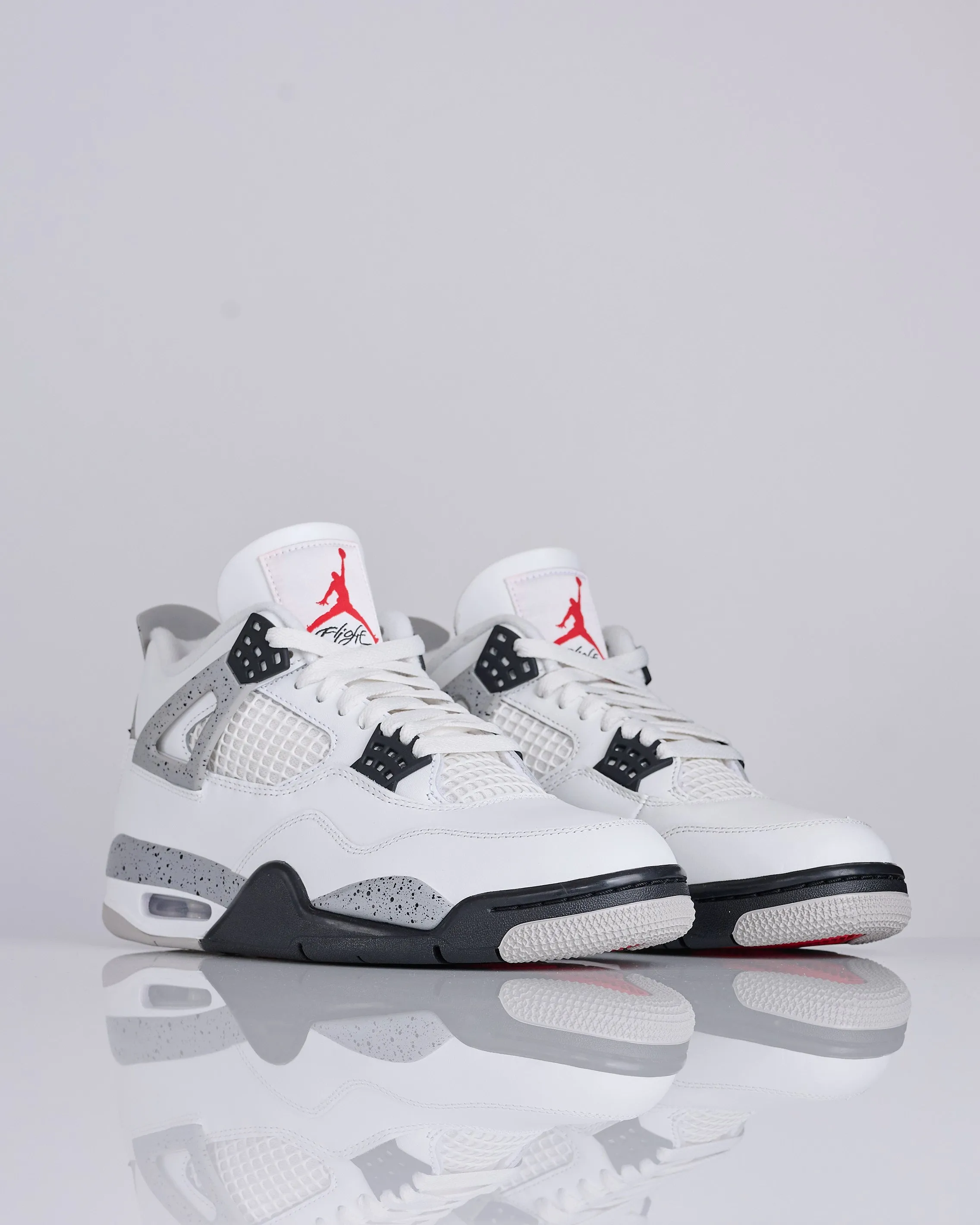 Nike Air Jordan 4 Retro Summit White/Fire Red-Cement Grey-Black