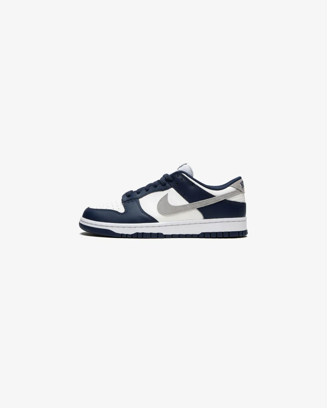 Nike SB Dunk Low Midnight Wavy Sneakers