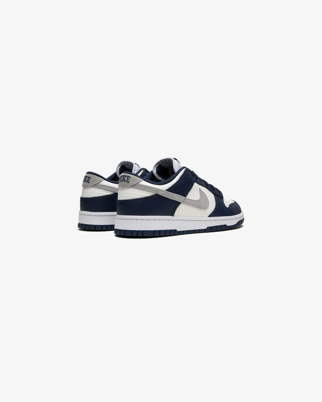 Nike SB Dunk Low Midnight Wavy Sneakers