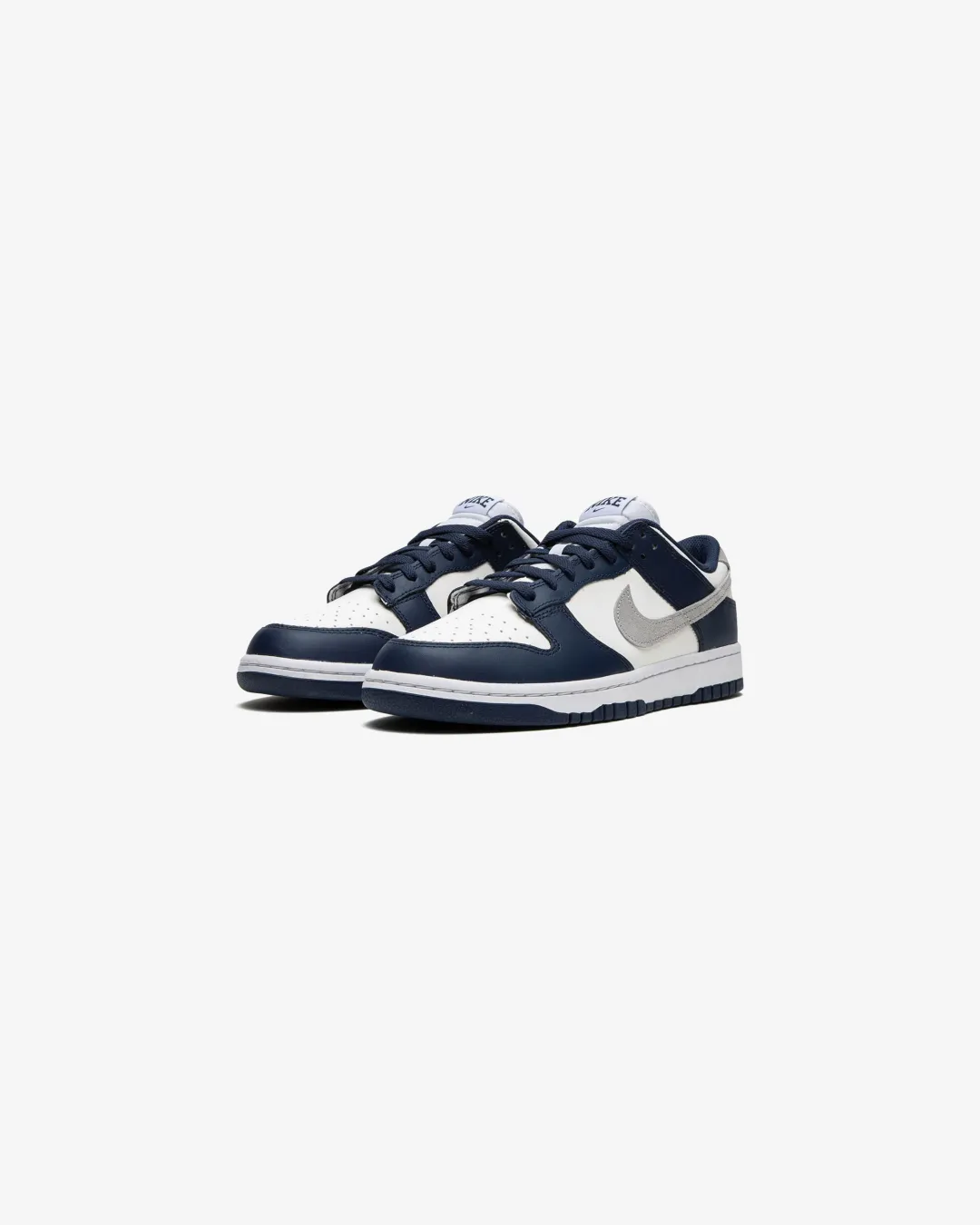 Nike SB Dunk Low Midnight Wavy Sneakers